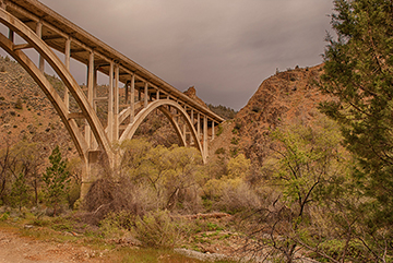 Shasta area bridge